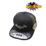 Gorra Batman Logo Arkaham Placa Aluminio Cepillado estilo "Trucker" Dc Comics