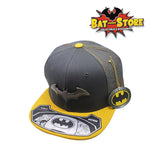 Gorra Batman Logo Arkaham Placa Aluminio Cepillado estilo "Trucker" Dc Comics